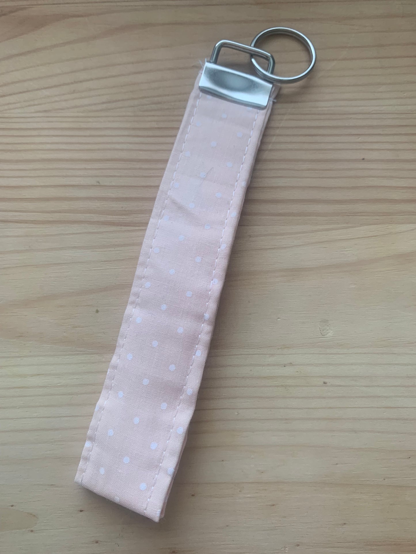 Keychain wristlet Peachy polka