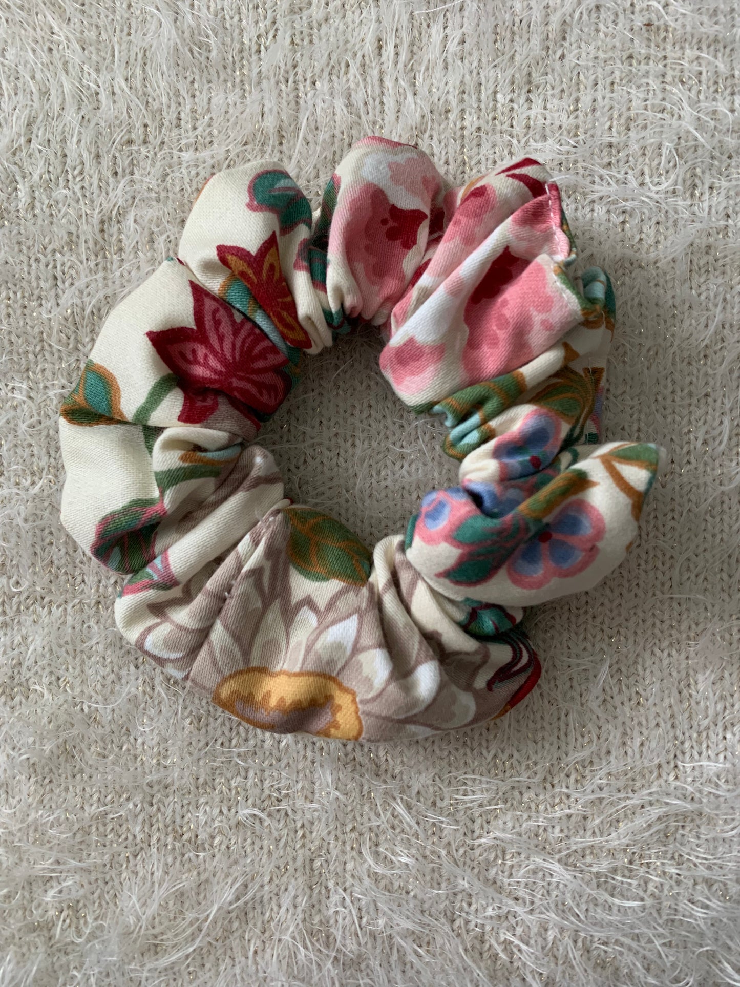 Vintage inspired scrunchie